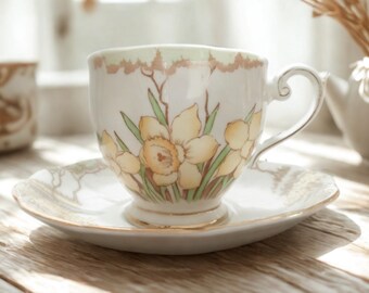 Vintage Bell Fine Bone China Springmorn Tea & Saucer Set