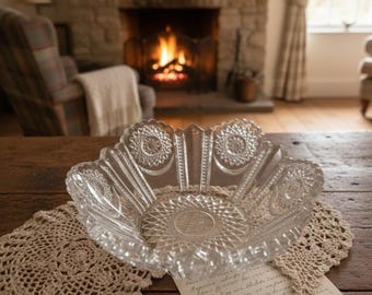 Vintage Heisey Beaded Panel & Sunburst Bowl