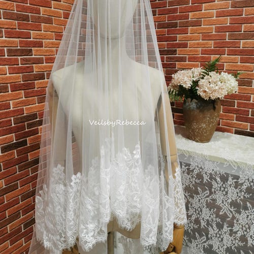 Wide Chantilly Lace Cathedral Wedding Veil V663D With  display picture 3