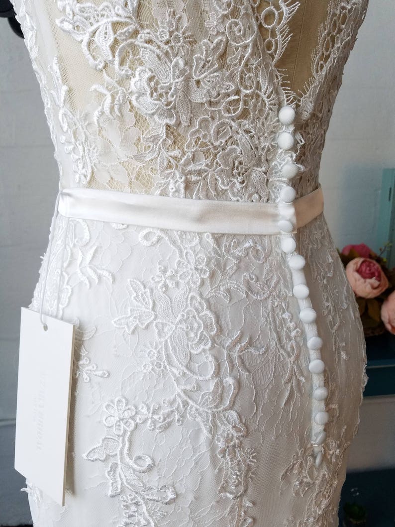 Cap Sleeves Mermaid Lace Wedding Dress,V Neck Beaded Lace Fishtail Wedding Gown, Lace Wedding Dress Wedding Gown image 7