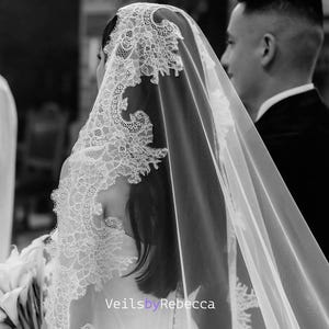 2 piece 2 tiers Wide Chantilly lace Spanish Mantilla Wedding Veil with a removable blusher, Detachable blusher Mantilla lace veil V669B