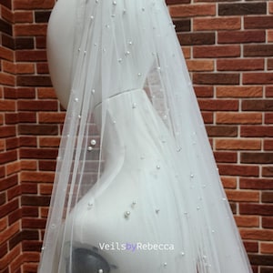 Cathedral scattered pearl wedding veil, scattered pearl bridal veil, simple bridal veil with pearls scattered, ivory pearl wedding veil S458
