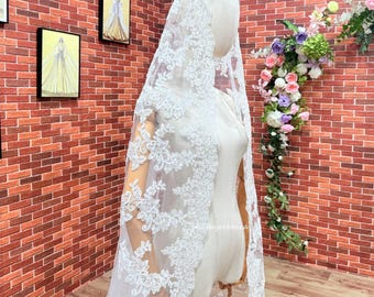 Cathedral Wedding Veil: Corded Embroidery Lace, Spanish Mantilla