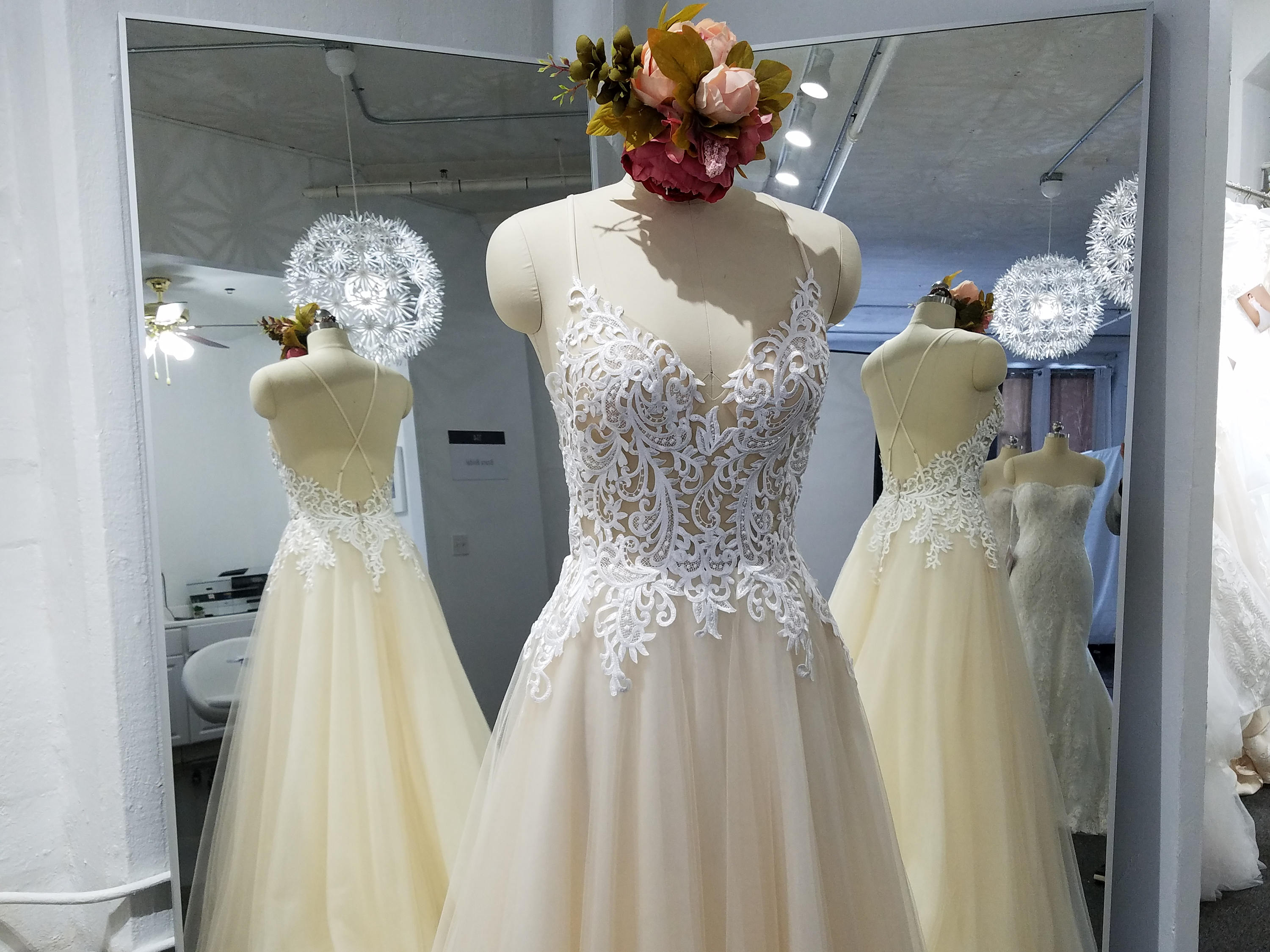 Sexy Low Back Beach Wedding Dress Blush Boho Lace Wedding Etsy