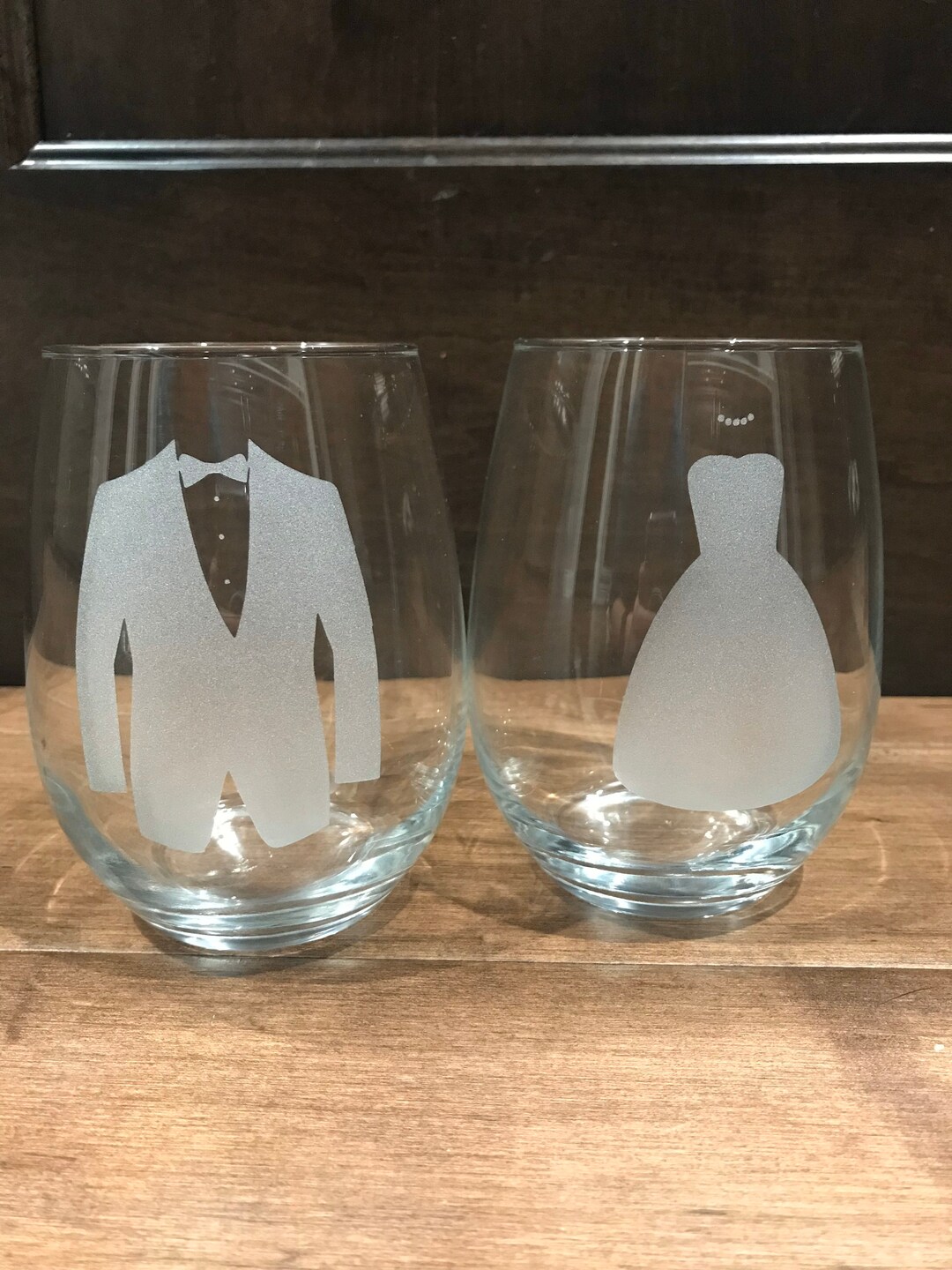 Wedding Wine Glasses Wedding Gift Bride and Groom Gift Etsy