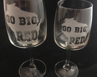 Wisconsin Gift, Wisconsin Wine Lover, Go Big Red Custom Wine Glass, Etched Wine Glass, Custom Bar Glass, Custom State Glass