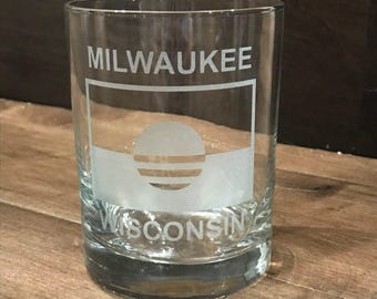 Milwaukee People's Flag Glass, Etched MKE Flag, Pint, Wine, Rocks or Beer Mug
