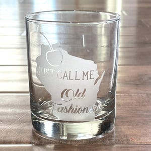 Vaso de whisky Wisconsin - Old Fashioned con detalle de cereza
