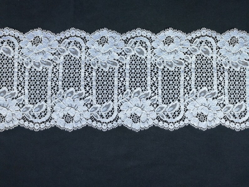 Dentelle de Calais blanche stretch pour robe de mariée et lingerie bande de dentelle blanche image 7