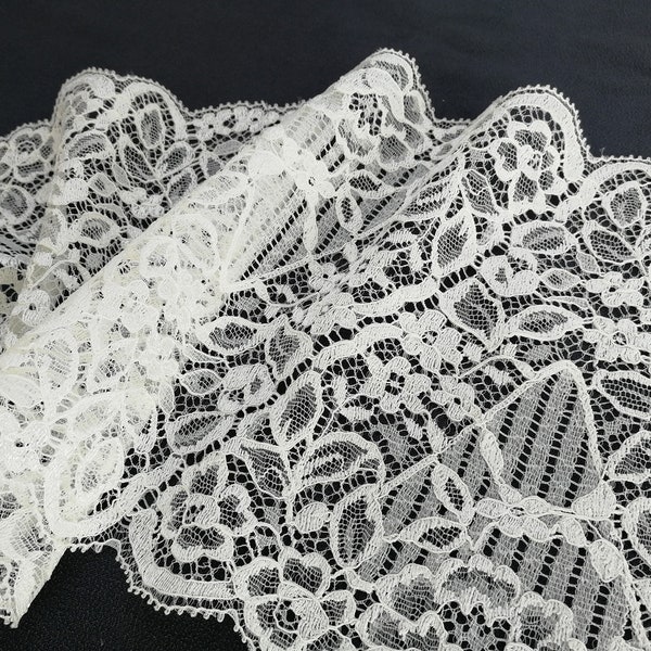 Dentelle de Calais ivoire stretch pour robe de mariée et lingerie