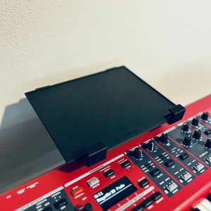 Optional platform for small controller or foot pedal
