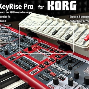 Peut inclure: Un clavier rouge et noir avec un contrôleur MIDI blanc sur le dessus. Le clavier possède une variété de boutons et de molettes, dont une étiquette "Synth". Le contrôleur MIDI possède une variété de boutons et de molettes, dont une étiquette "NanoKontrol2". Le texte "KeyRise Pro for KORG" est visible en haut de l'image. Le texte "Set up in 5 seconds" et "No hardware needed" est visible à droite de l'image.