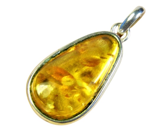Brown / cognac / honey Baltic Amber natural genuine stone 7 grams pendant women's jewelry AP722