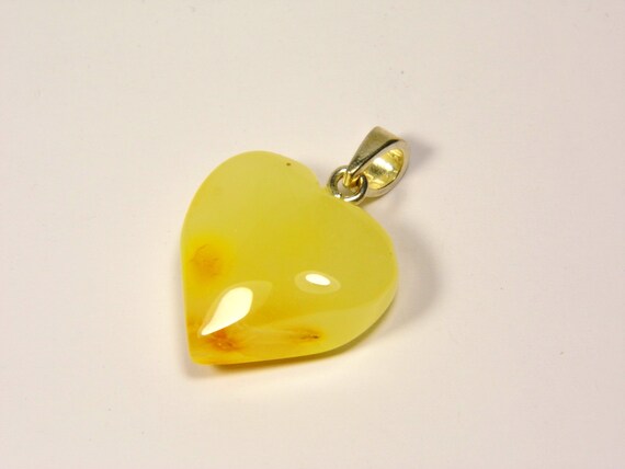 Baltic Amber Heart Pendant Charm 0.75x0.75" Yellow Natural Genuine Gemstone 5292