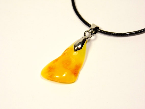 Baltic Amber Pendant Yellow Natural Stone Genuine Gemstone 5014