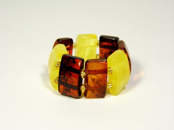 Baltic Amber Ring Size 8.5 Multicolor Yellow Cognac Brown Elastic Stretch A0189