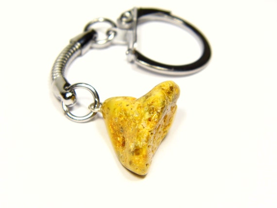Baltic Amber Keychain Keyring Pendant Charm Souvenir Yellow Stone Natural 5351