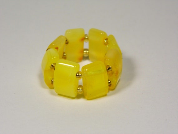 Baltic Amber Ring Size 6.5 Yellow Stone Women's Elastic Stretch  Natural A0202