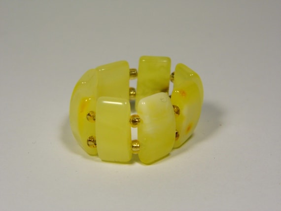 Baltic Amber Ring Size 9 Yellow Stone Women's Elastic Stretch  Natural A0198