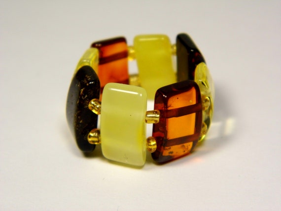 Baltic Amber Ring Size 7.5 Multicolor Yellow Brown Women's Elastic Stretch 5383