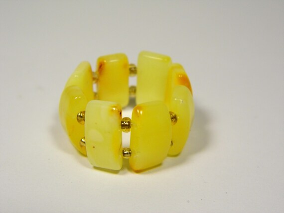 Baltic Amber Ring Size 8 Yellow Stone Women's Elastic Stretch  Natural 5886