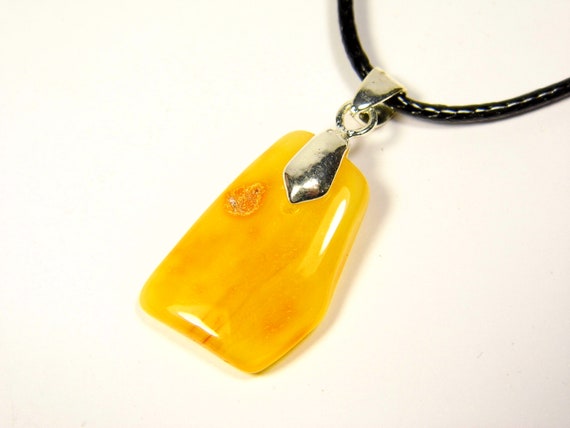 Baltic Amber Pendant Charm Yellow Brown Natural Gemstone 5063
