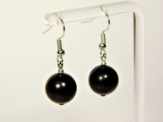 Black Pressed Baltic Amber women's round / ball earrings 012R-6