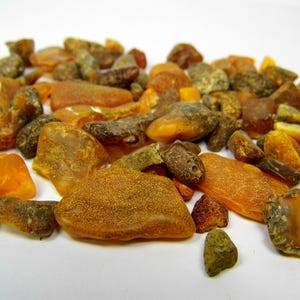 Baltic Amber Small 29gr. Pieces Nuggets Stones Multicolor Natural Genuine A0273