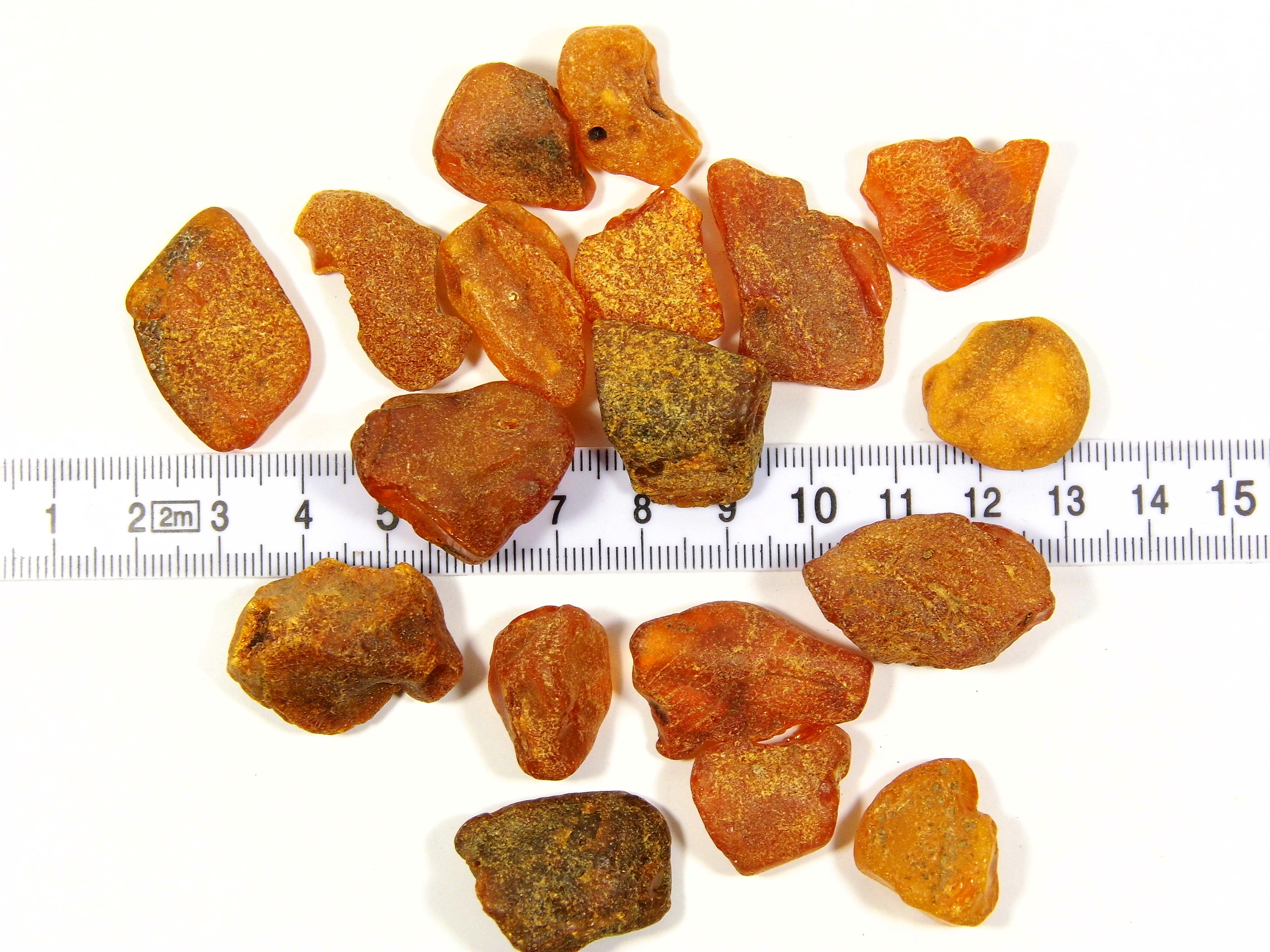 NATURAL BALTIC AMBER STONE 3,4 gr