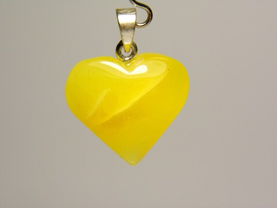 Baltic Amber Heart Pendant Charm 0.83x0.75" Yellow Butterscotch Natural 4788