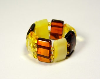 Baltic Amber Ring Size 7.5 Multicolor Yellow Brown Stone Elastic Stretch XA004