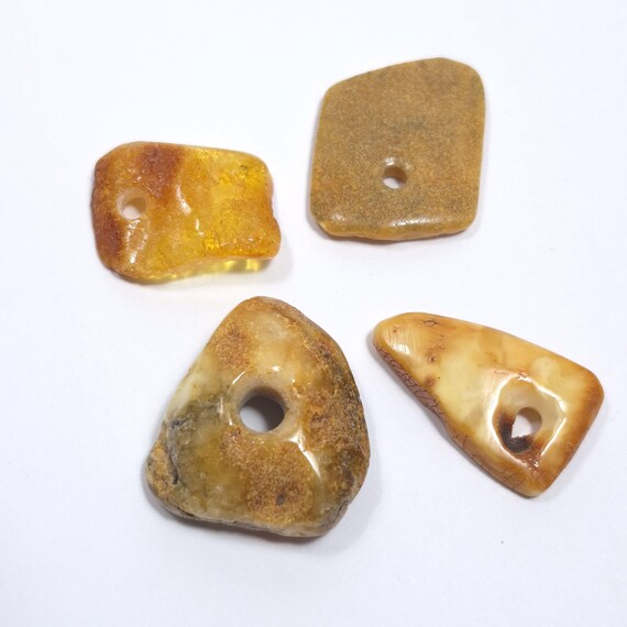 Lot of 4 Baltic Amber Pendants Yellow Butterscotch Egg yolk Natural Gemstone A0458