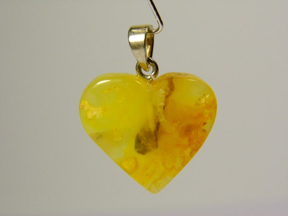 Baltic Amber Heart Pendant Charm 0.91x0.79" Yellow Natural Genuine Gemstone A0119