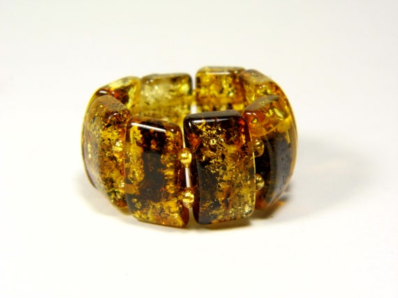 Baltic Amber Ring Size 7.5 Green Brown Stone Natural Elastic Stretch 5630