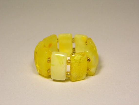 Baltic Amber Ring Size 11.5 Yellow White Stone Women's Elastic Stretch  A0186