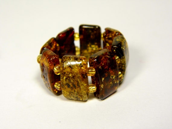 Baltic Amber Ring Size 7.5 Green Brown Stone Natural Elastic Stretch 5628