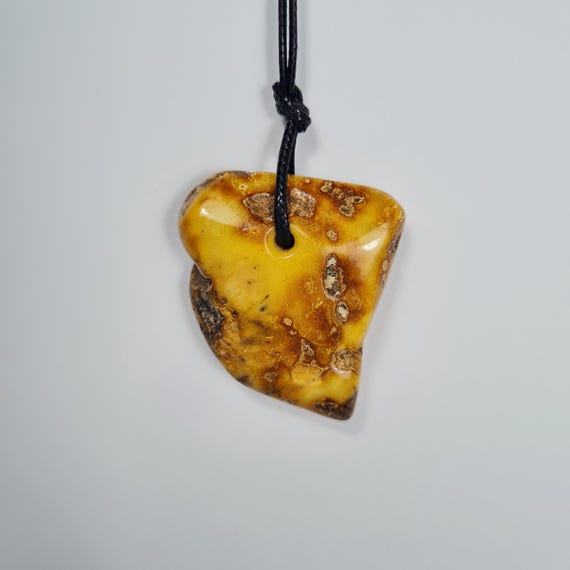 Baltic Amber Pendant Amulet 8gr Yellow Brown Butterscotch Natural Stone Genuine Gemstone A0433