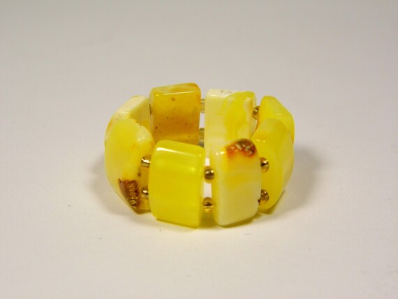 Baltic Amber Ring Size 8.5 Yellow White Stone Women's Elastic Stretch  5817