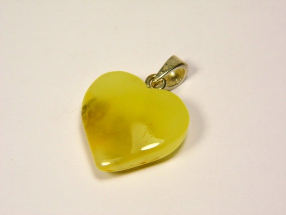 Baltic Amber Heart Pendant Charm 0.71x0.67" Yellow Natural Genuine Gemstone 5291