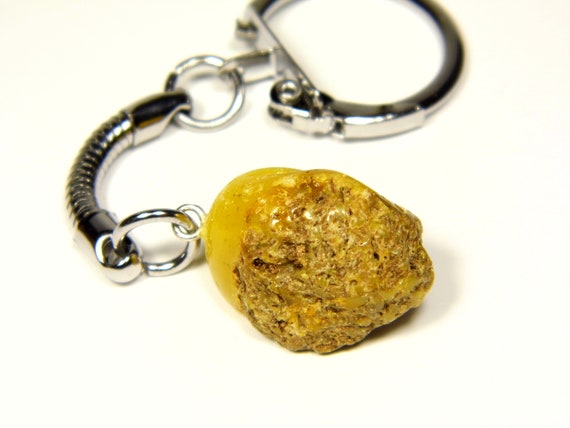 Baltic Amber Keychain Keyring Pendant Charm Souvenir Green Yellow Natural 5078