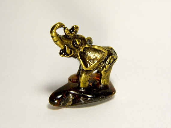 Elephant Figurine Souvenir With Baltic Amber Stone Base Natural Genuine A0143