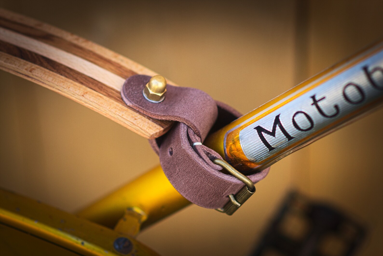 Bike Carrying Handle. Fullgrain Vegtanned Leather and Wood Etsy