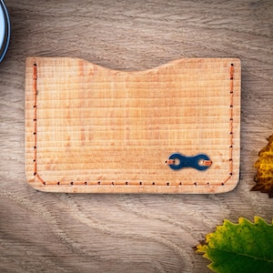 Minimalistische Kartenhalter, Holz und Leder. Fall Visitenkarte. Rohholz geölt Finish. Marineblau Wildleder Leder.