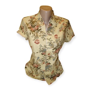 Vintage Linen Qipao Top: Floral Asian Blouse, S-M Size