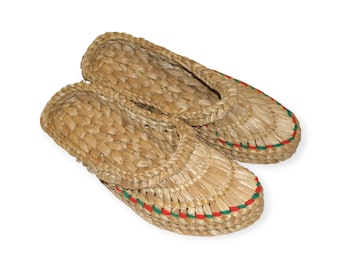 Vintage bast shoes 25 cm, NOS woven wicker bast footgear, eco-friendly vegan footwear