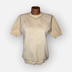 1960s Pastel Yellow Jumper: Vintage Short Sleeve Knit Top