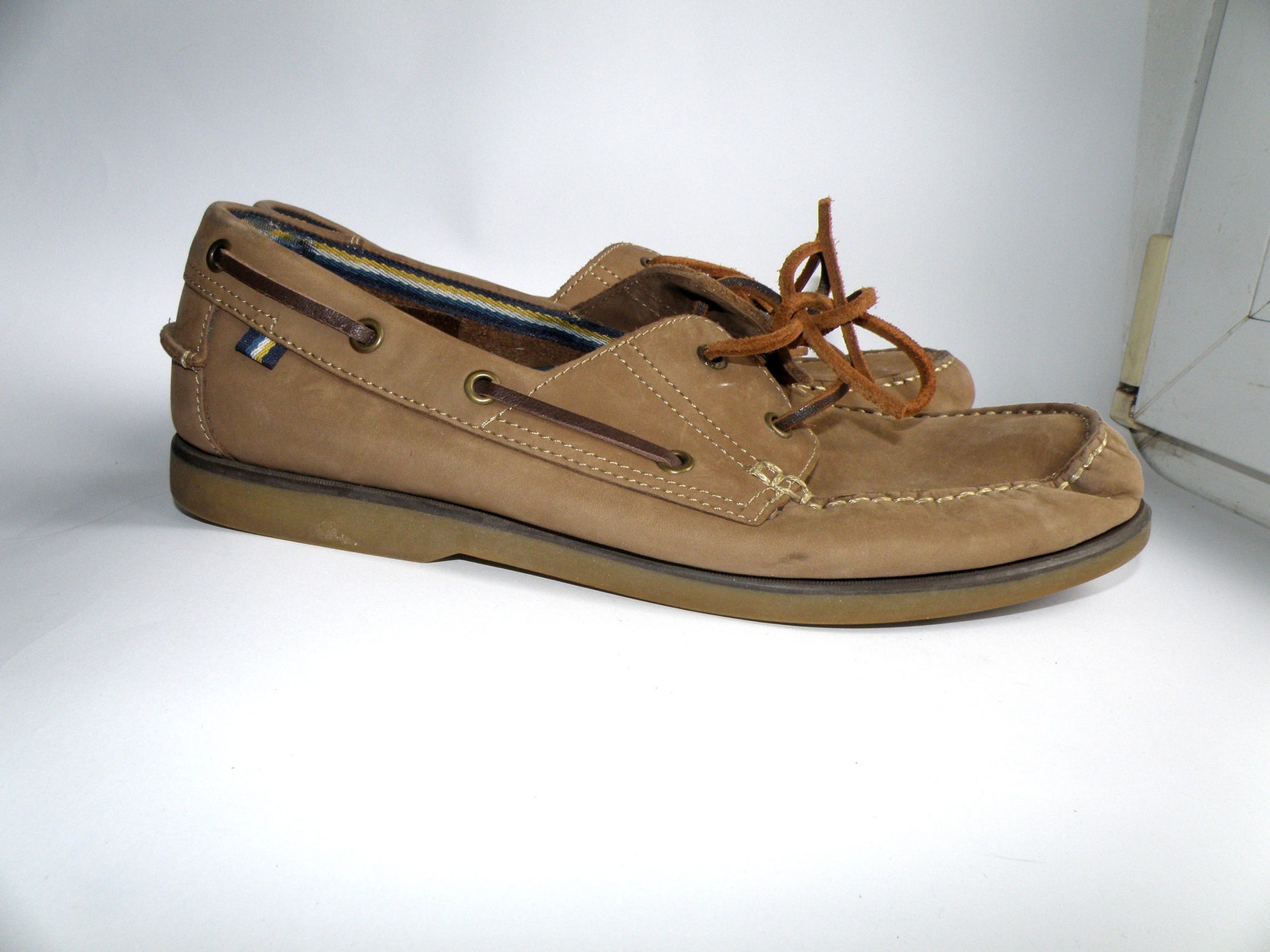 navy tan boat shoes