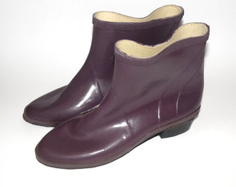 NOS Rain Boots Rubber size 24 EU38 US7.5, 1993 purple ankle boots, waterproof rubber women's boots, Soviet boots