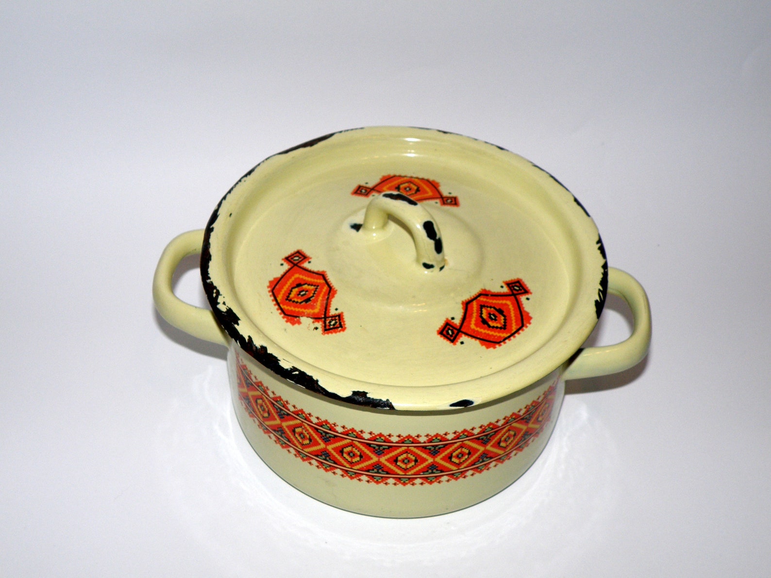 Yellow Enamel Bowl With Lid Vintage Small Enameled Pot Old Etsy