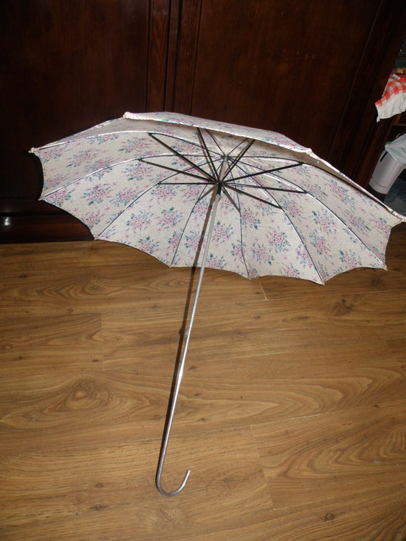Vintage Umbrella, Summer White Floral Umbrella, R… - image 3